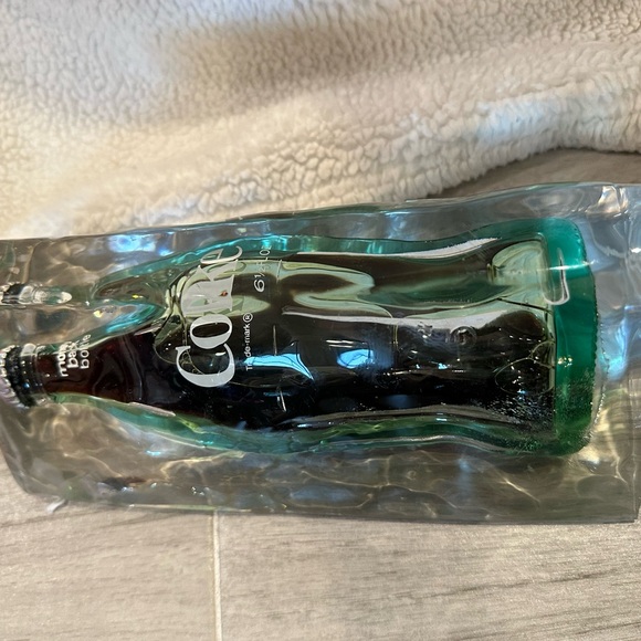 Pop-Art Sculpture of Original Coca-Cola Bottle Encased in Lucite - Picture 2 of 13